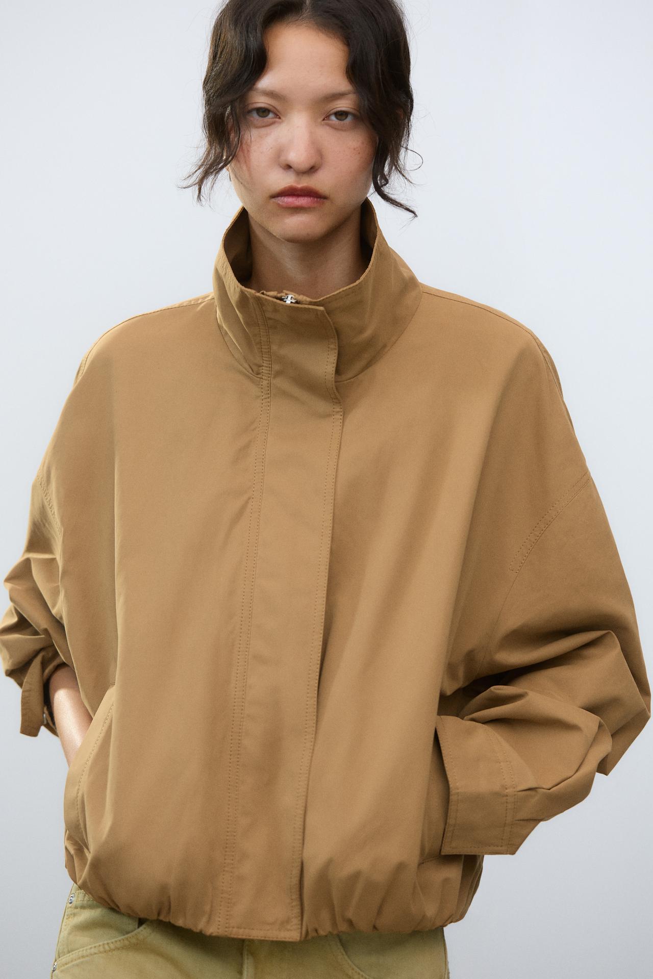 LOW-VOLUME JACKET