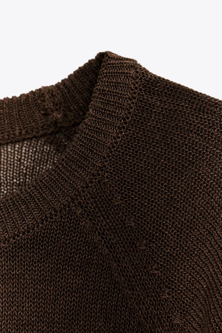 WIDE-SLEEVE KNIT SWEATER