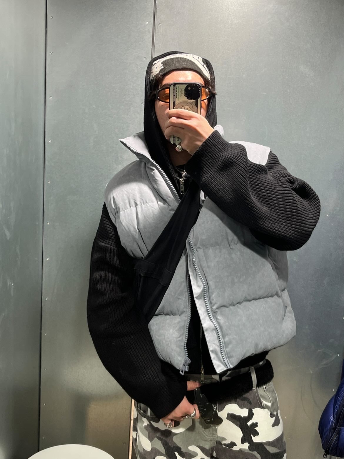 PUFFER VEST – GREY