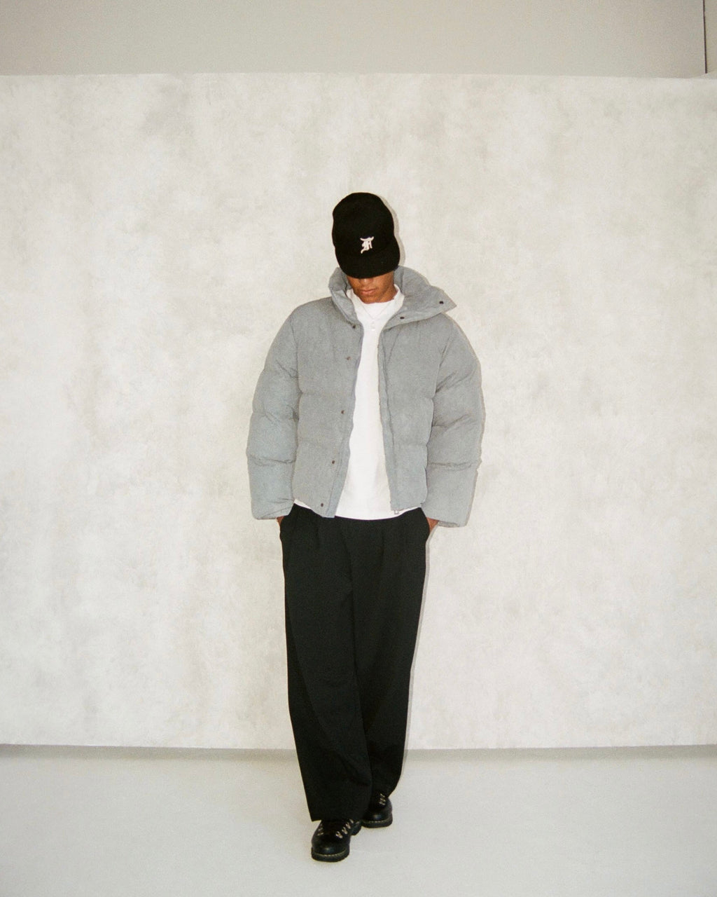PUFFER JACKET – GREY