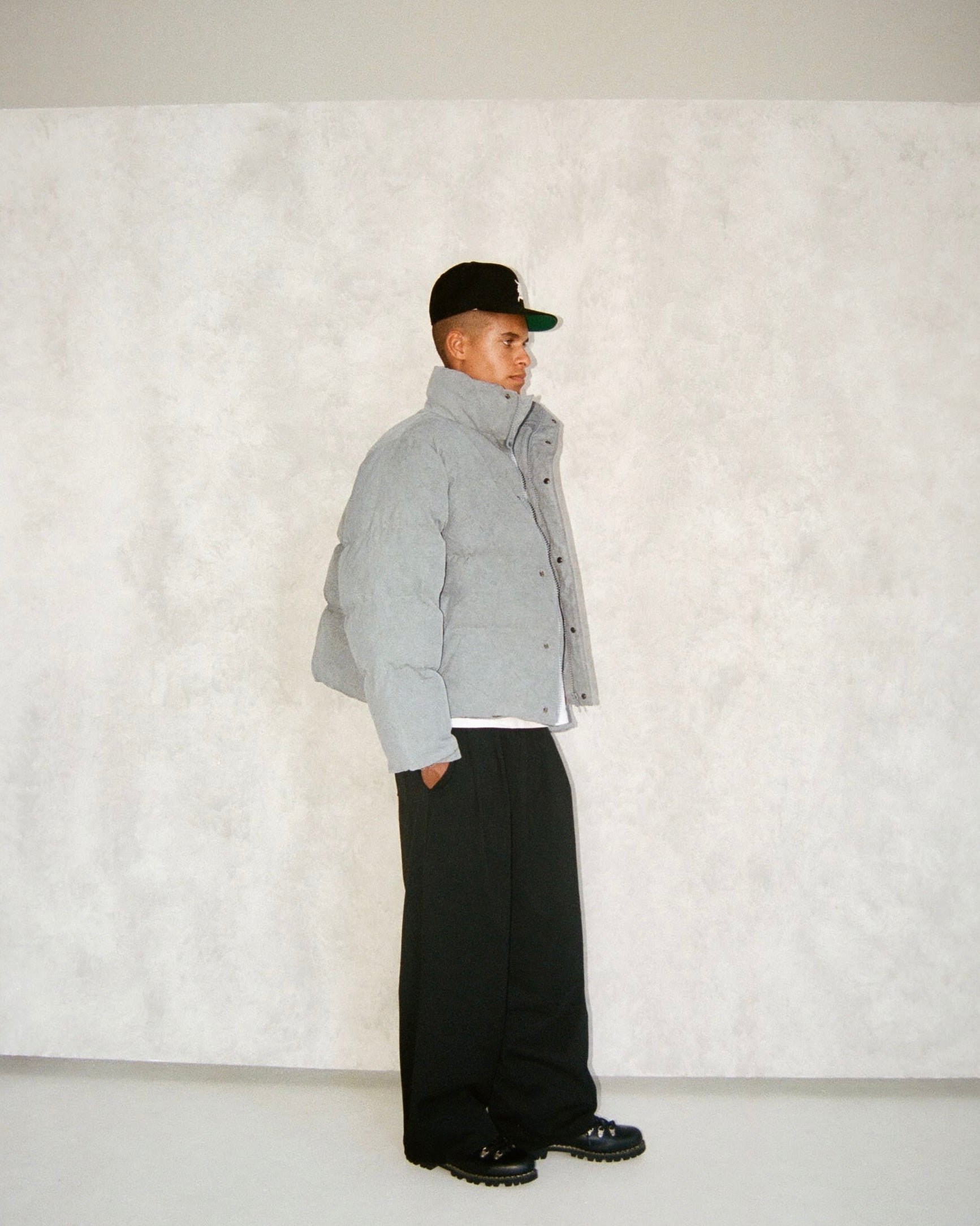 PUFFER JACKET – GREY