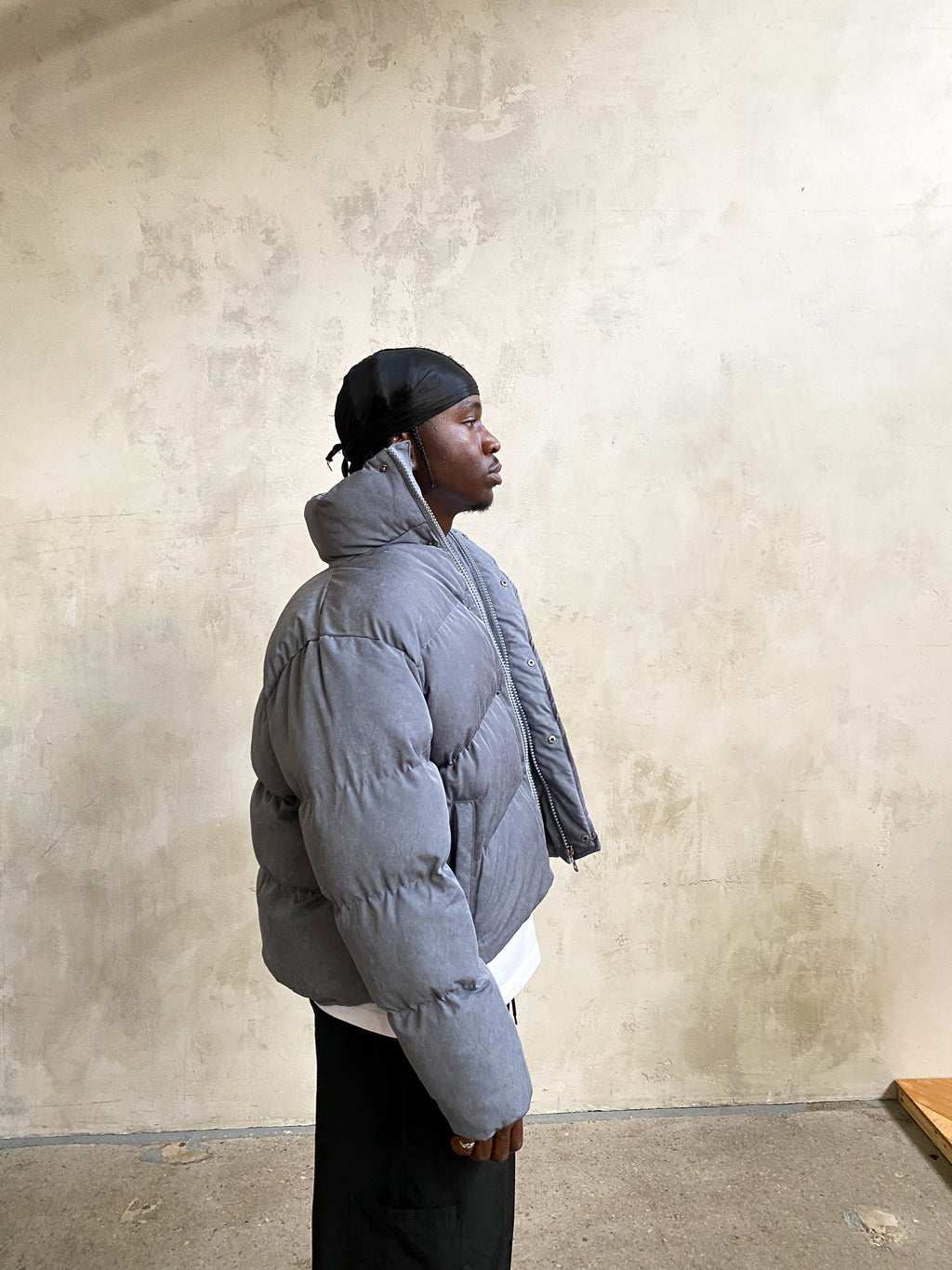 PUFFER JACKET – GREY