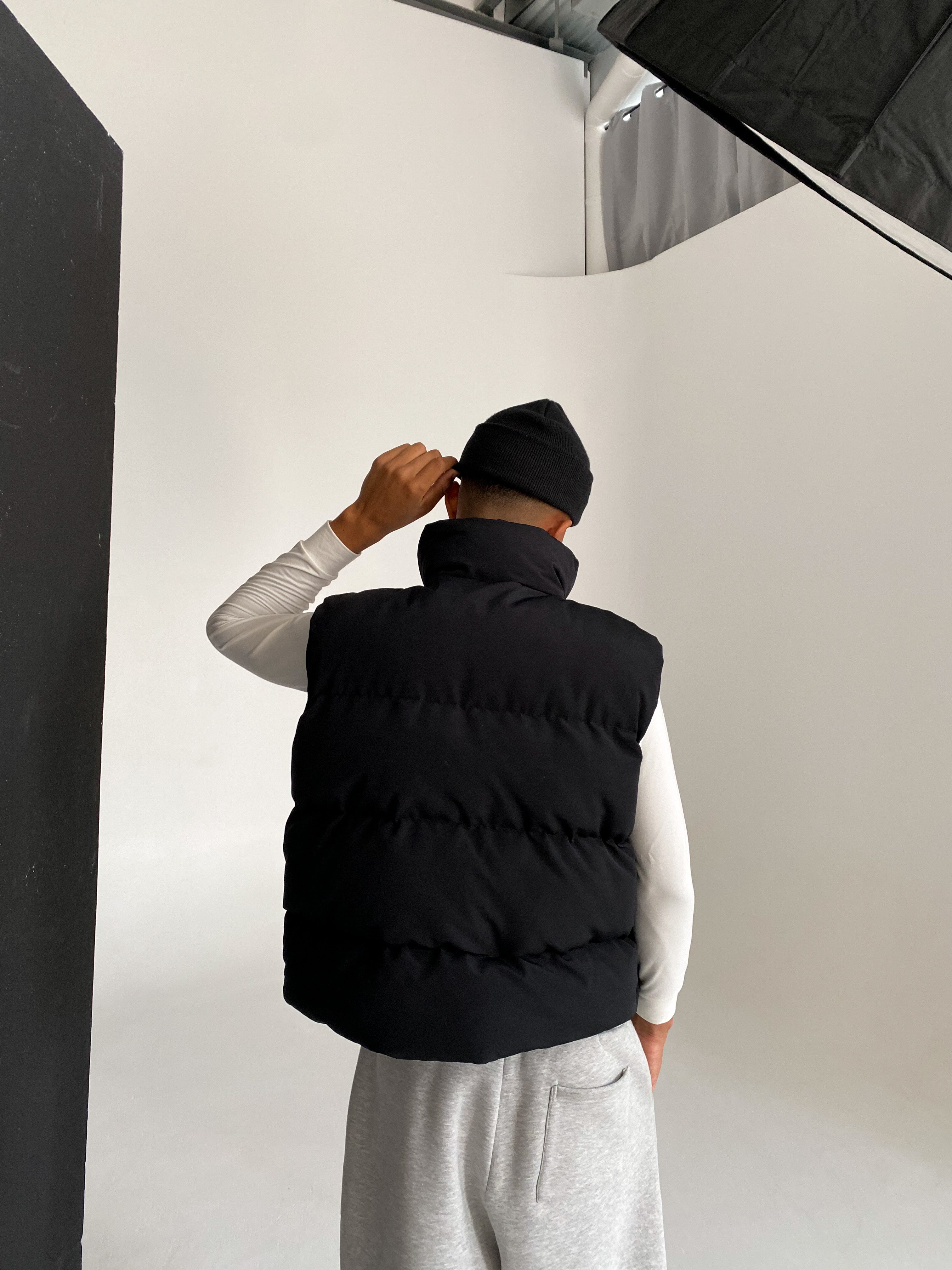 PUFFER VEST – BLACK