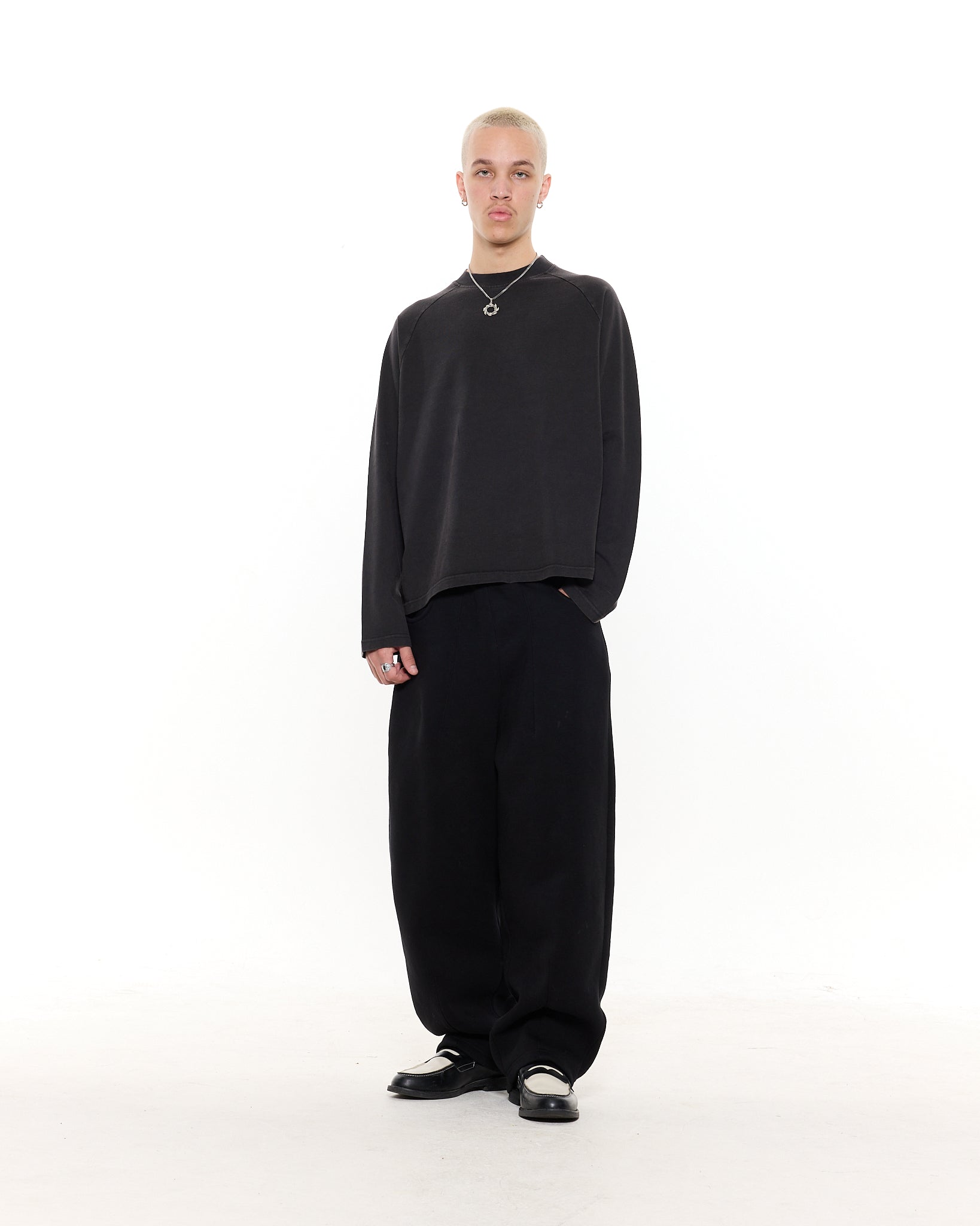 LONG SLEEVE T-SHIRT – FADED BLACK