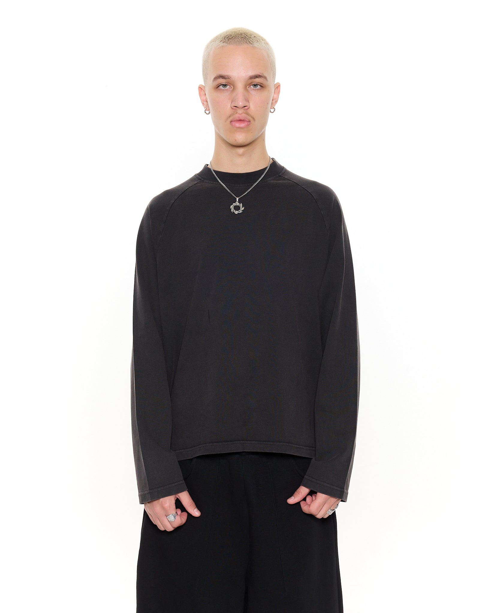 LONG SLEEVE T-SHIRT – FADED BLACK