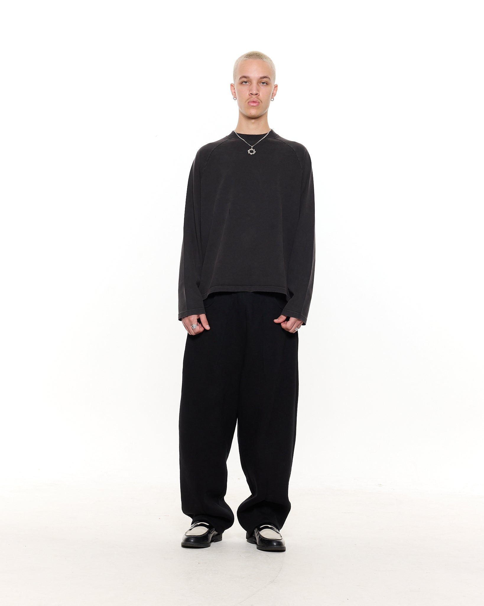 LONG SLEEVE T-SHIRT – FADED BLACK