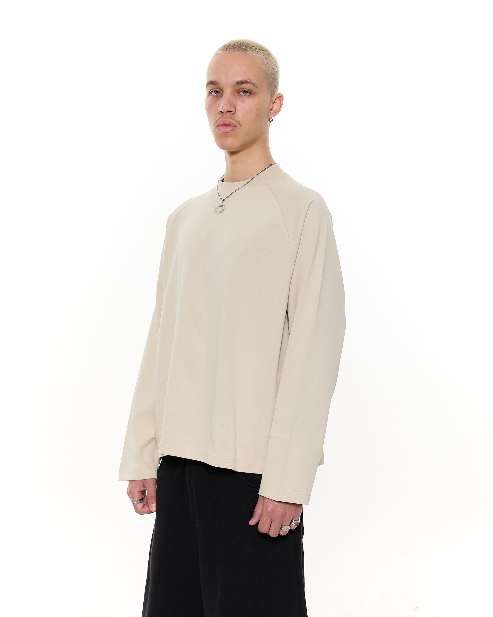 LONG SLEEVE T-SHIRT – BEIGE