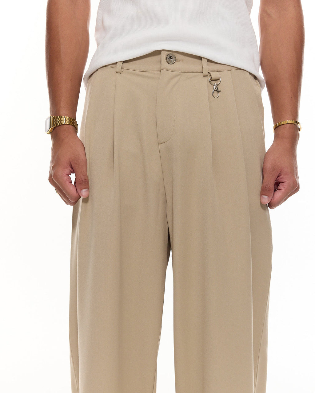 PLEATED PANTS – SAND