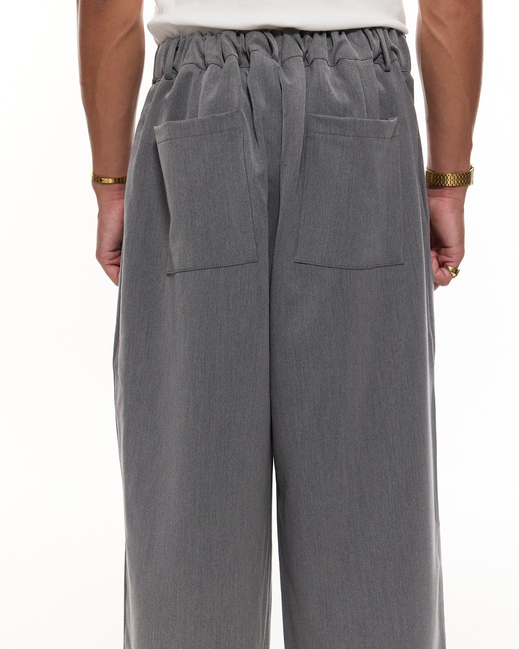 PLEATED PANTS – GRAY