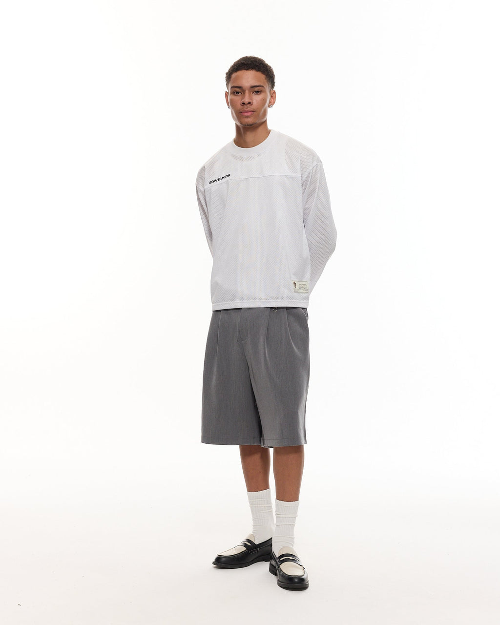 PLEATED SHORTS – GRAY