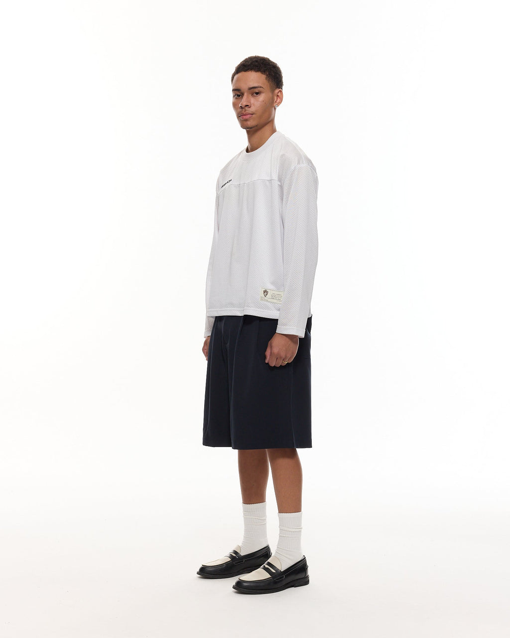PLEATED SHORTS – NAVY BLUE