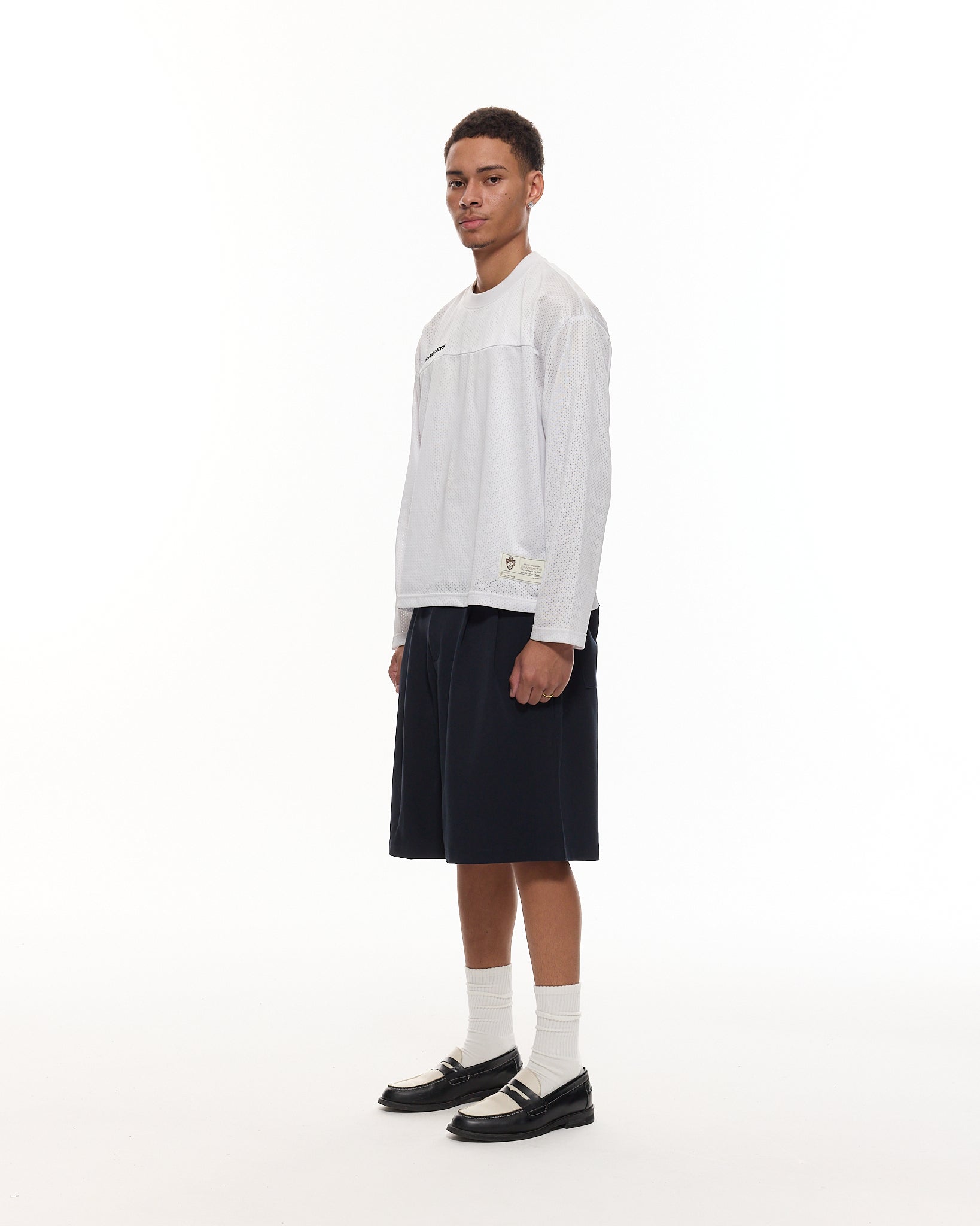 PLEATED SHORTS – NAVY BLUE