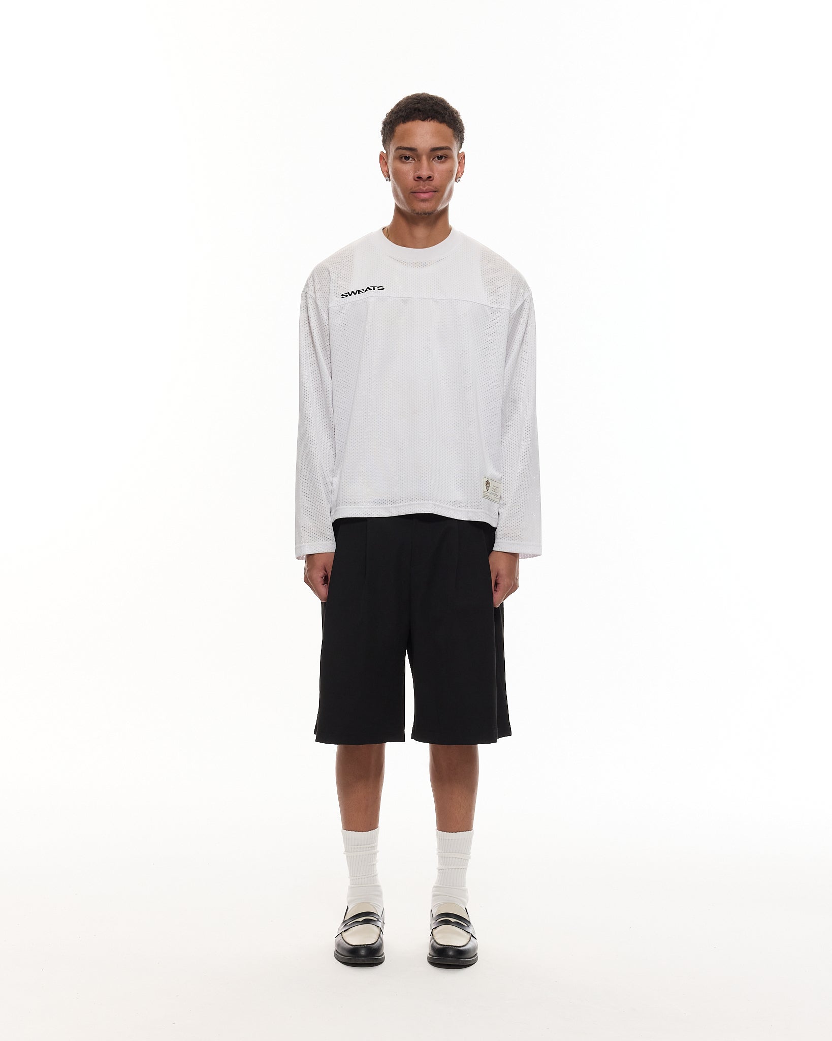 PLEATED STRAIGHT-FIT SHORTS – ZALANA™