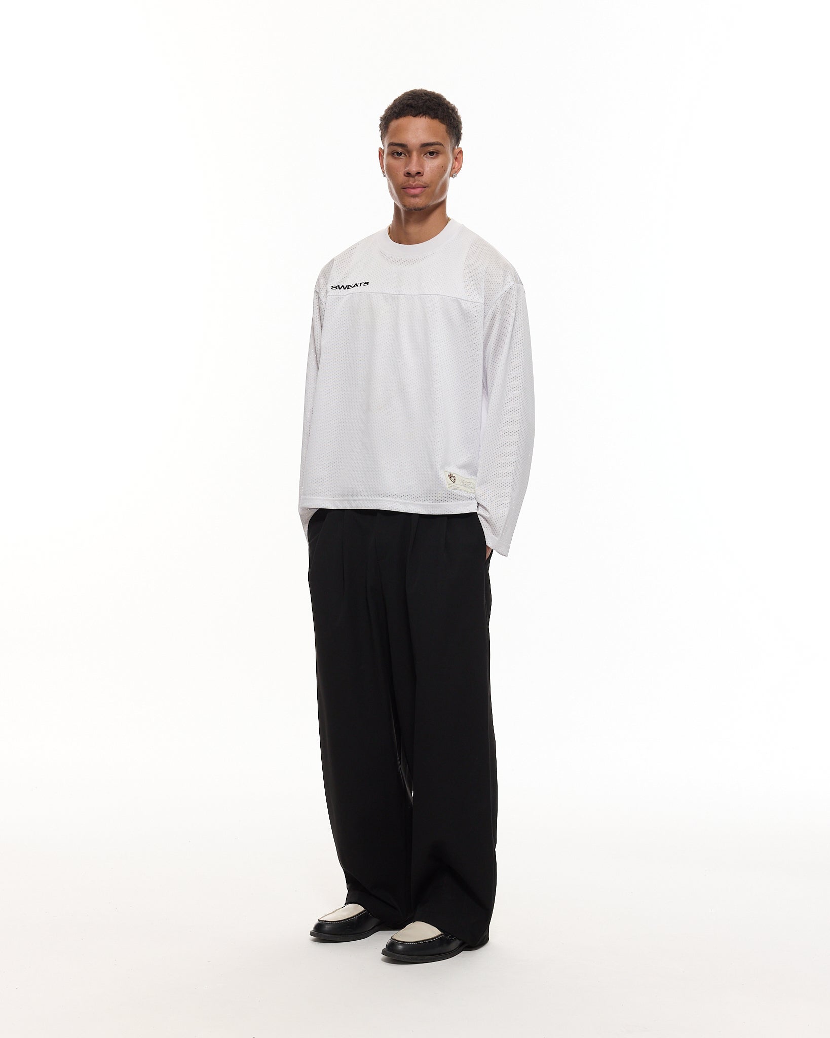 PLEATED PANTS – BLACK