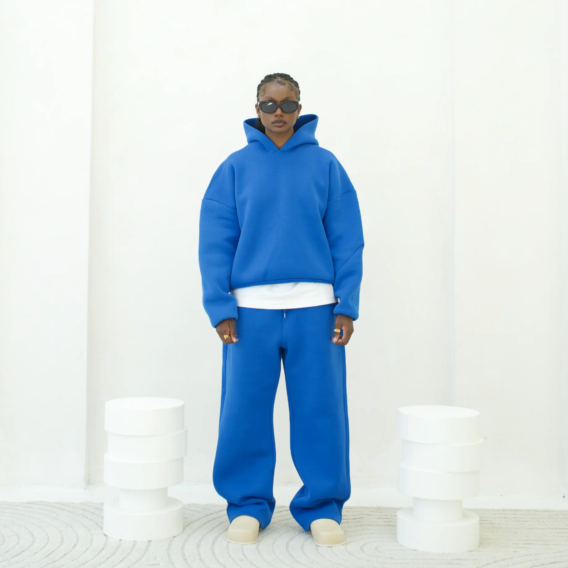 MONOCHROME HOODIE BRIGHT BLUE