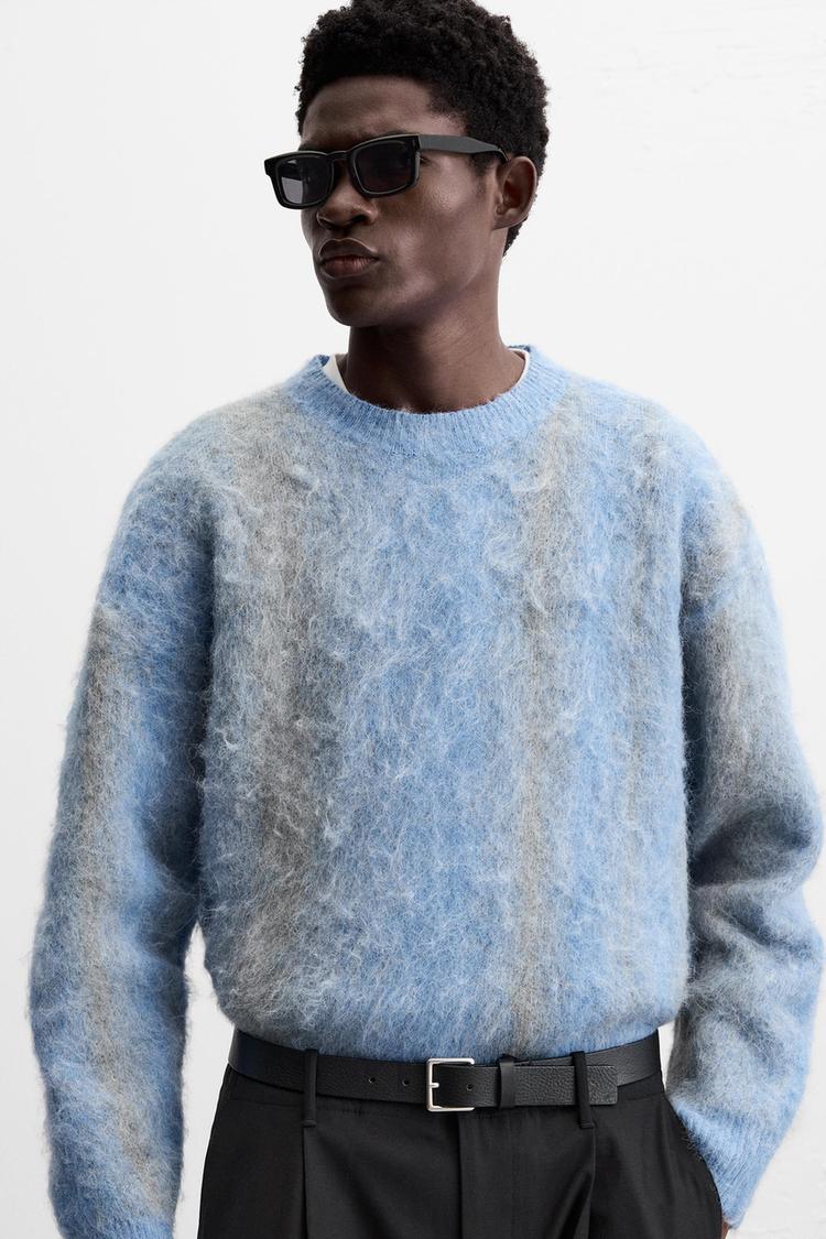 Textured Knit in Blue 868762